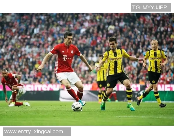 戴维斯肌肉拉伤预计缺席三周将缺席对多特榜首之争